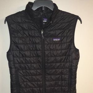 NWOT men’s Nano-Puff Patagonia vest